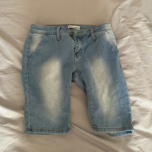 long jean shorts 👖